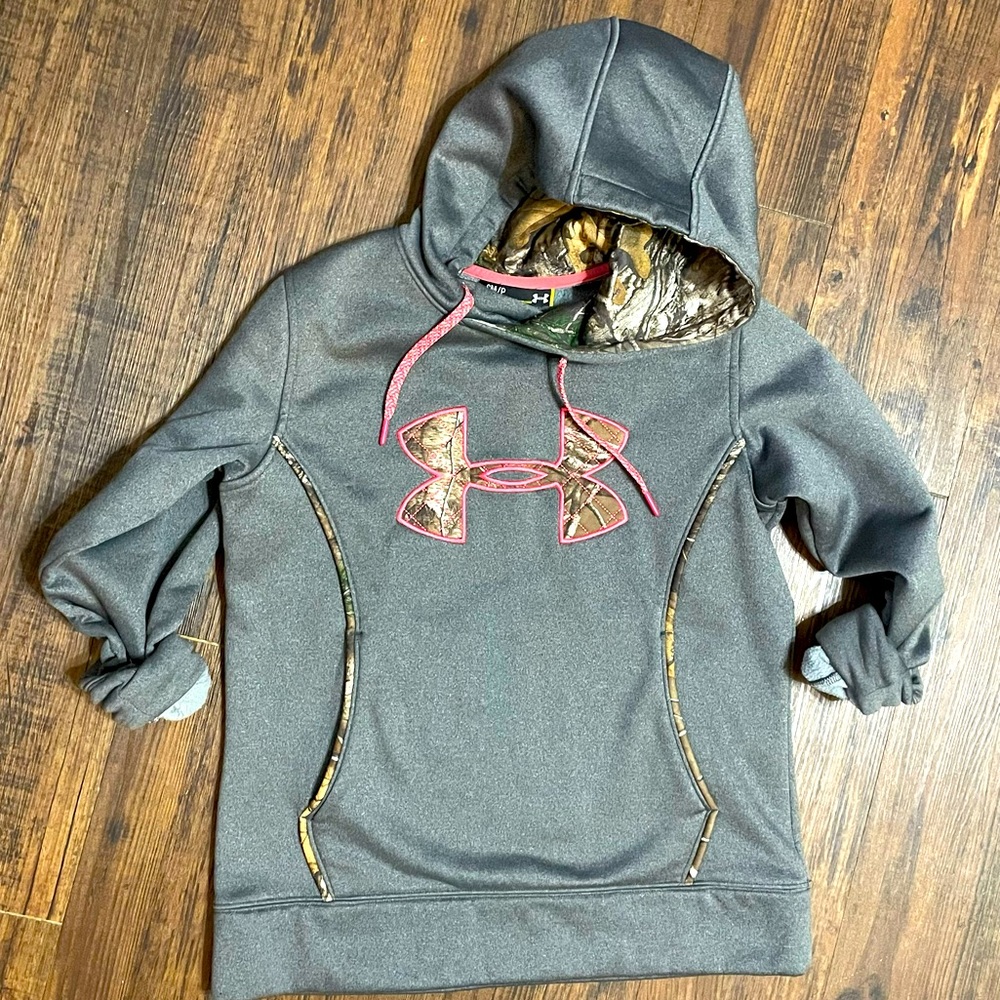 GREY/PINK CAMO UNDER ARMOUR HOODIE
